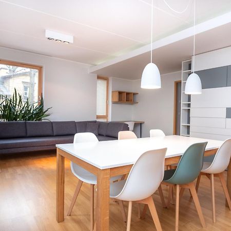 Dream Stay - Stylish Apartment Near Old Town With Free Parking Tallinn Kültér fotó